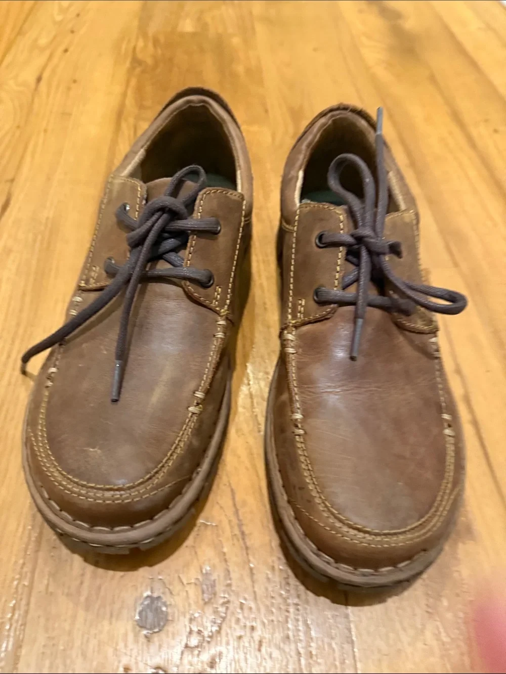 Clarks Brown Leather Boat-Style Lace-Up Shoes